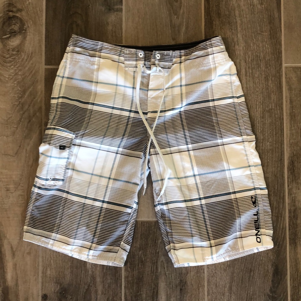 Men’s boardshorts